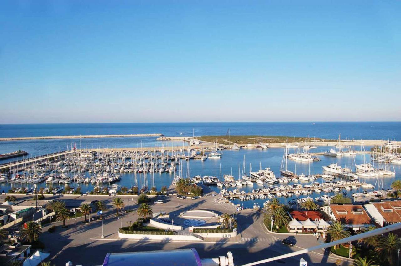 Casa Klimt Vicinissima Al Mare Parcheggio Privato Gratuito Se Disponibile Lejlighed Pescara Eksteriør billede