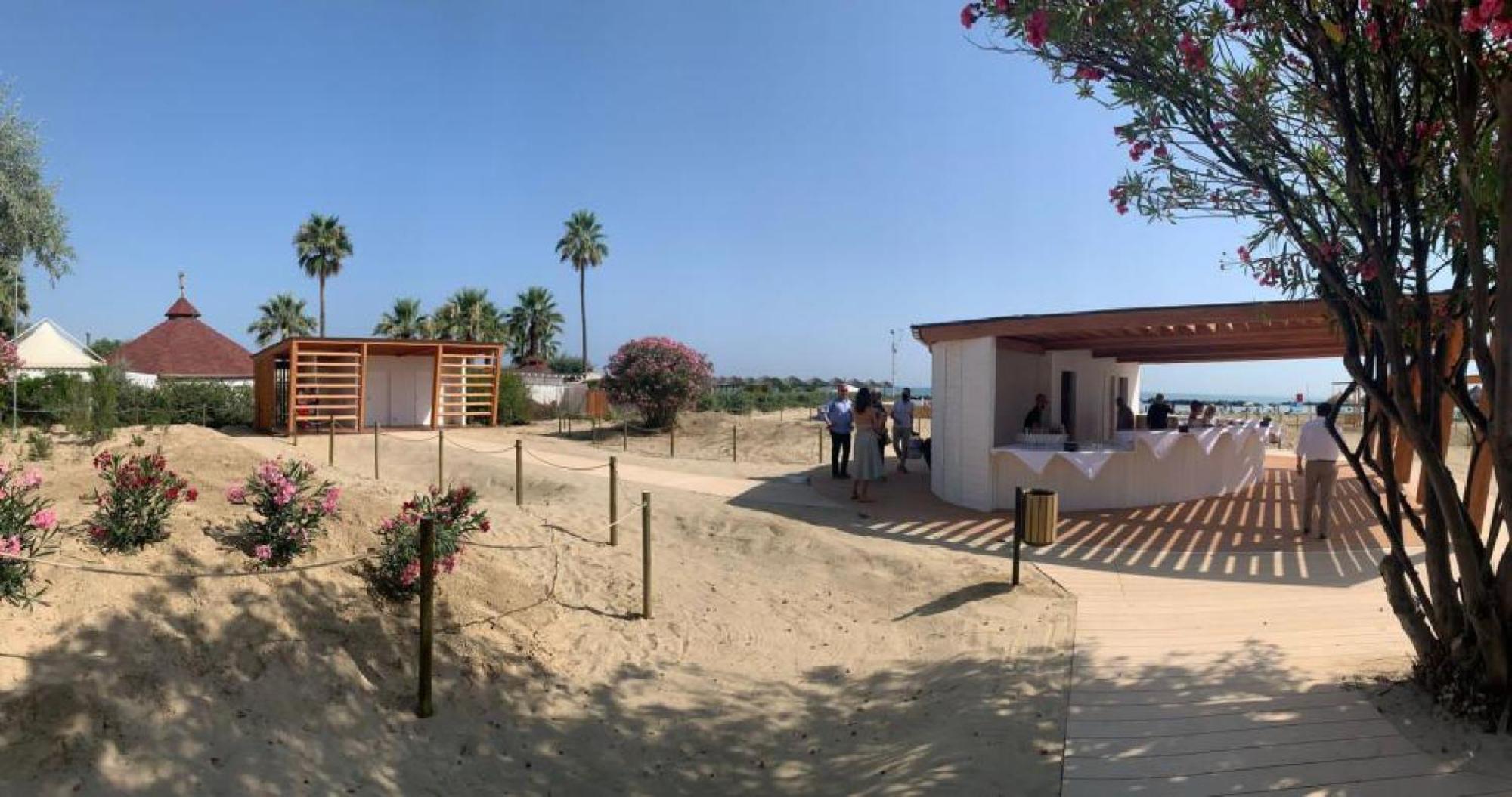 Casa Klimt Vicinissima Al Mare Parcheggio Privato Gratuito Se Disponibile Lejlighed Pescara Eksteriør billede